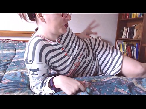 ❤️ Cymerwch y ceiliog mawr du hwn yn eich ceg caethwas bach ❤️ porno Rwsiaidd wrthon ni ❌️